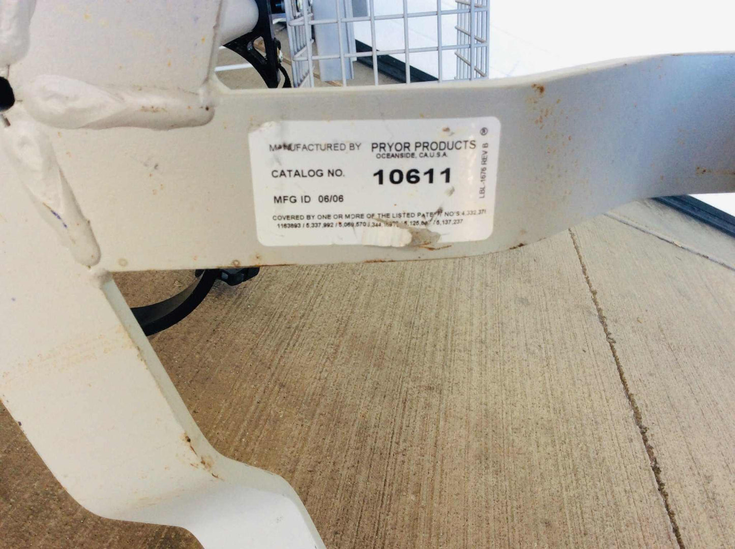 USED CareFusion LTV and LTM Rolling Cart Stand with SprintPack Holder and Basket 10611 19096-001 Warranty FREE Shipping - MBR Medicals