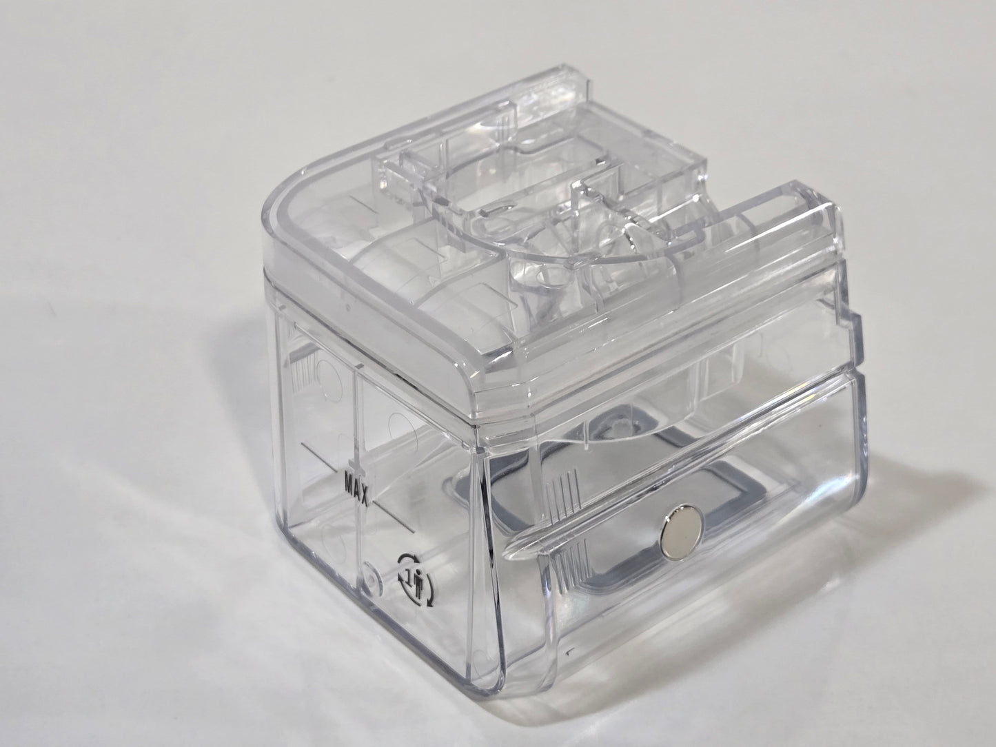 Breas_Vivo_45_LS_Click-in_Water_Chamber_MPN_006490_3D_L