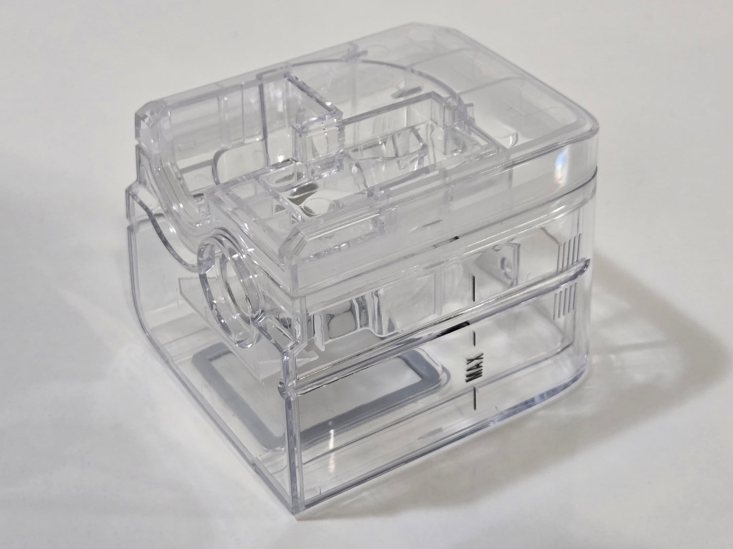 Breas_Vivo_45_LS_Click-in_Water_Chamber_MPN_006490_3D_R