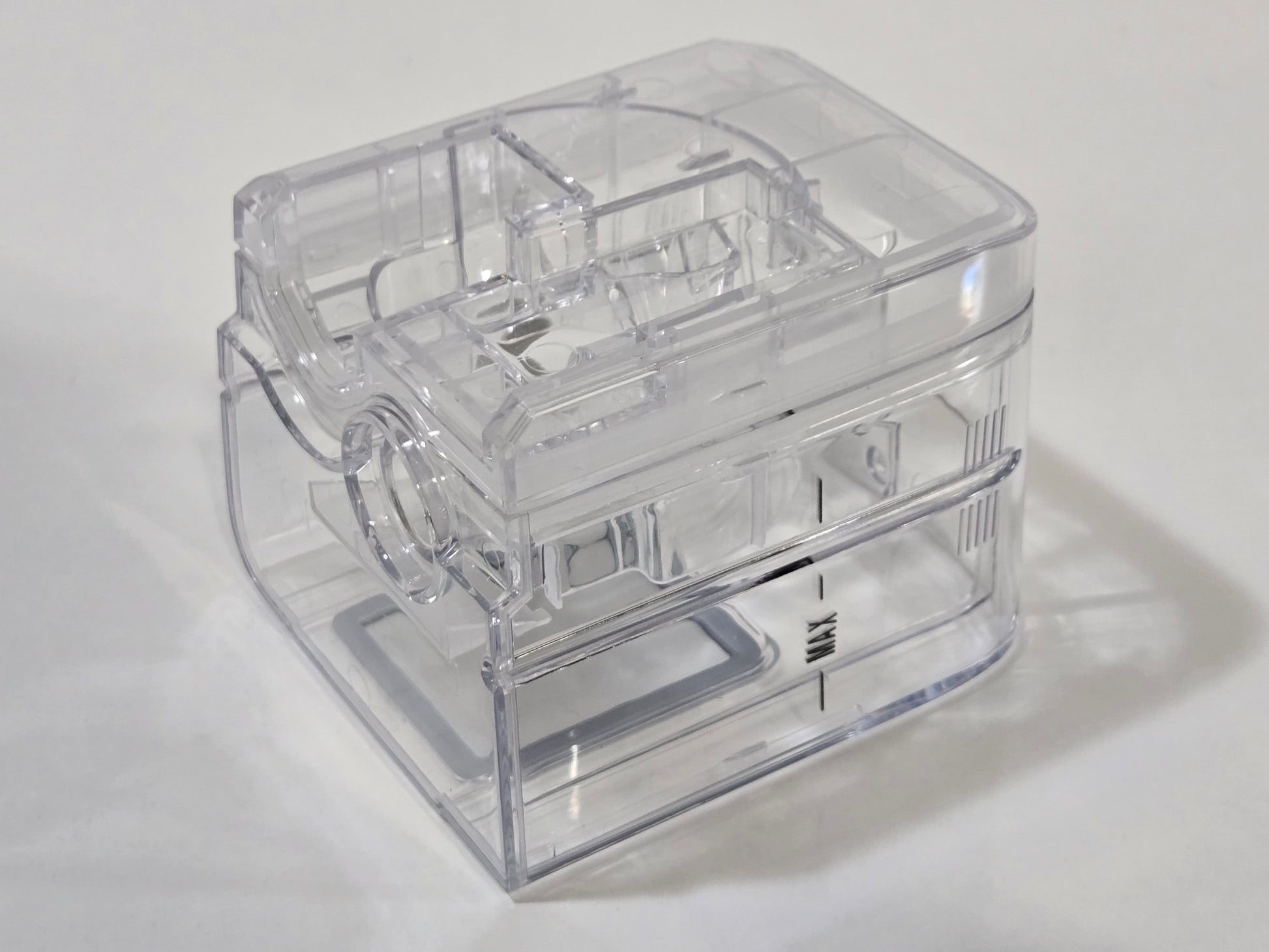 Breas_Vivo_45_LS_Click-in_Water_Chamber_MPN_006490_3D_R