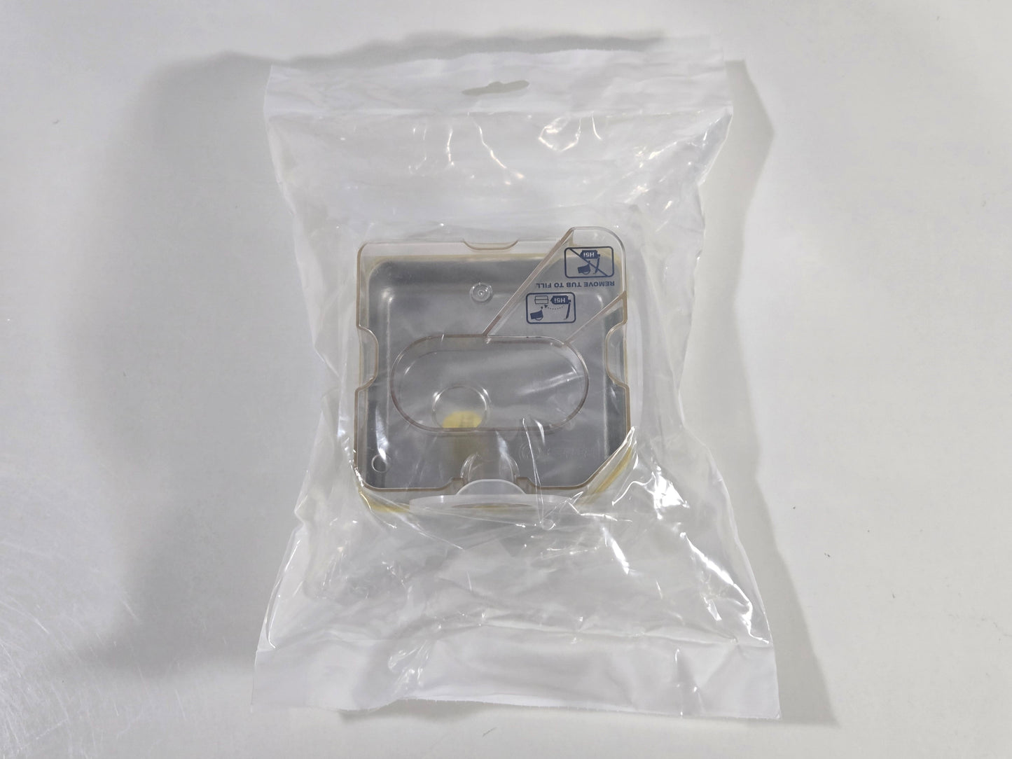 ResMed_H5i_Standard_Water_Chamber_Replacement_Humidifier_Tub_MPN_36803_Front