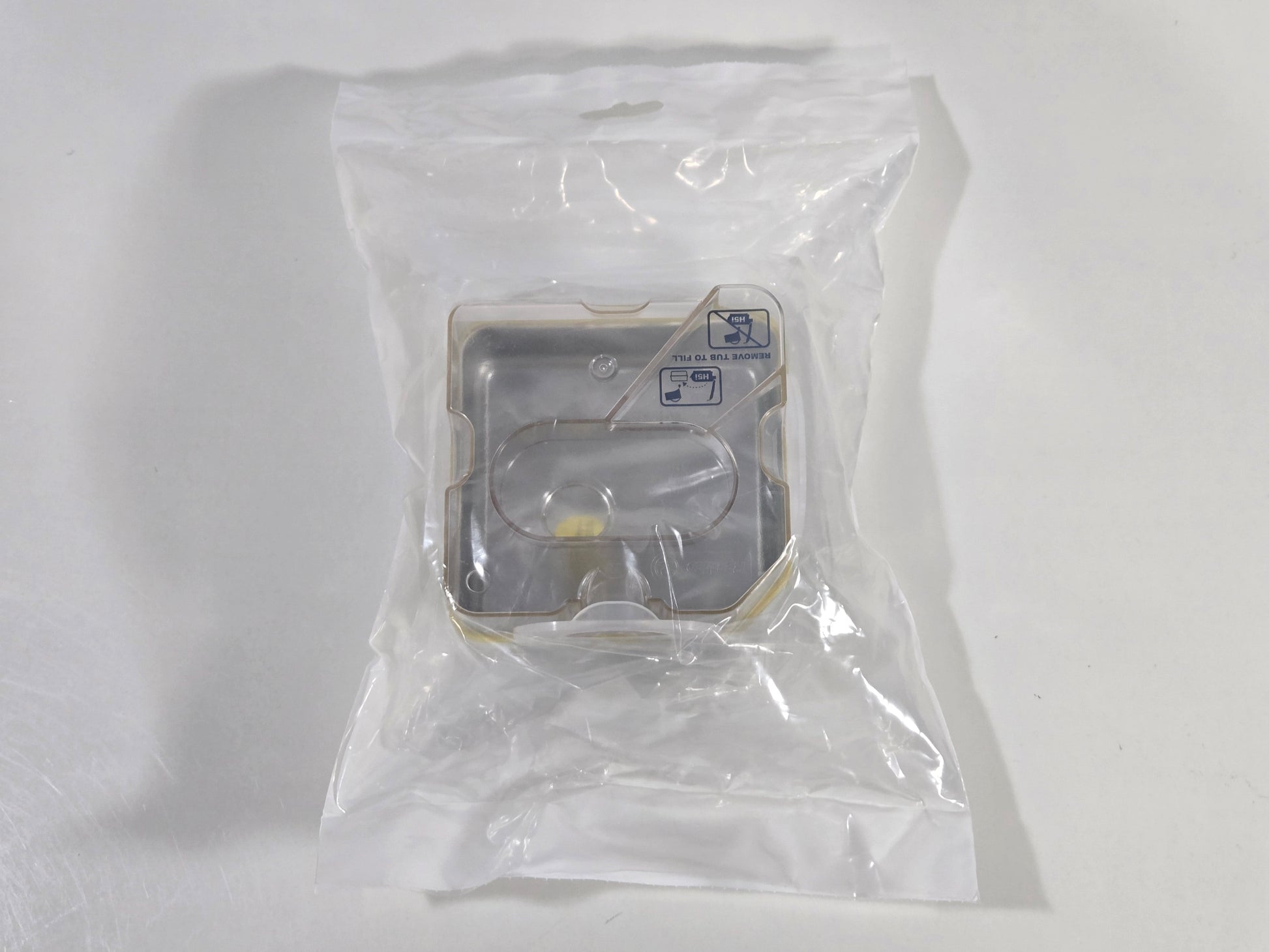 ResMed_H5i_Standard_Water_Chamber_Replacement_Humidifier_Tub_MPN_36803_Front