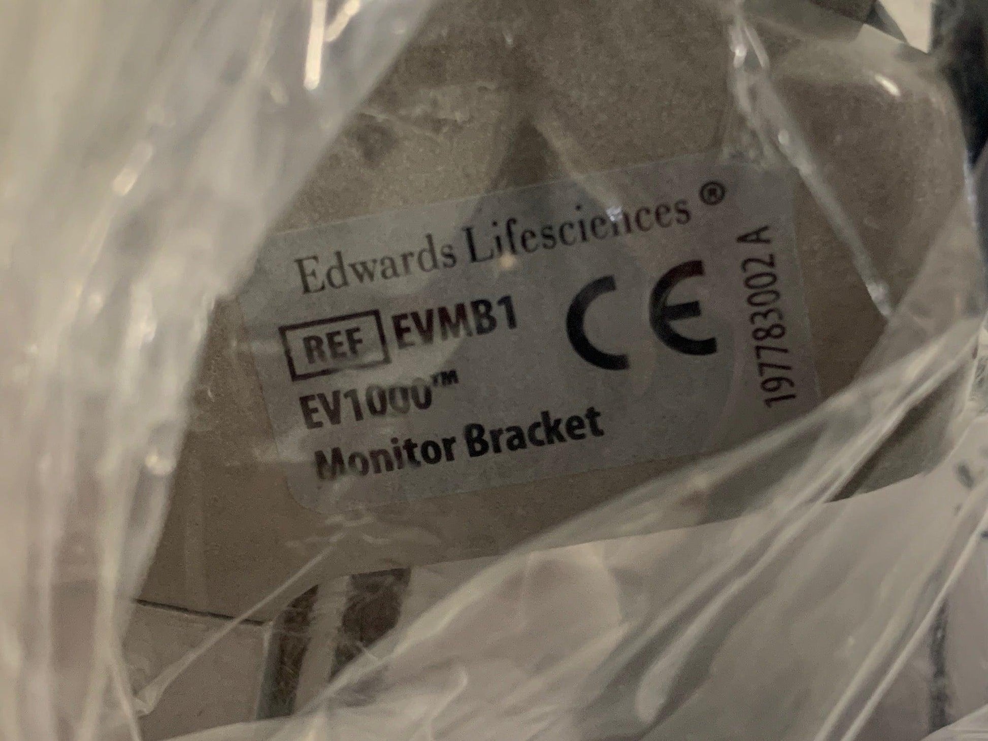 NEW Open Box Edwards Lifesciences EV1000 Monitor EV1000M with Brackets EVMB1 - MBR Medicals