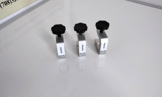 Lot of 3 USED Maxtec O2 Analyzer Pole Clamp Bracket 8913 with Free Shipping and Warranty - MBR Medicals