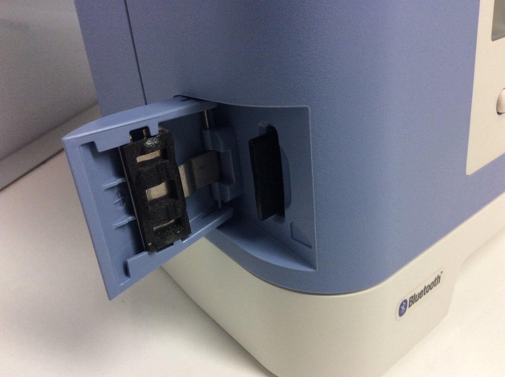 REFURBISHED Philips Respironics Trilogy 100 Bluetooth Ventilator 1054260B - MBR Medicals